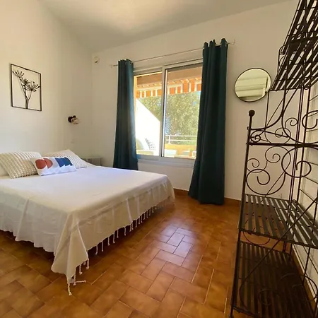 Mazet/ Apartment *